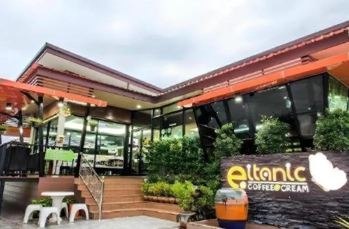 รีสอร์ท Eitanic